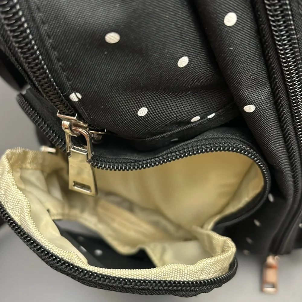 CATEEPBABY Organizer Travel Diaper Backpack black with white polka dots FLAWS! - Picture 6 of 11